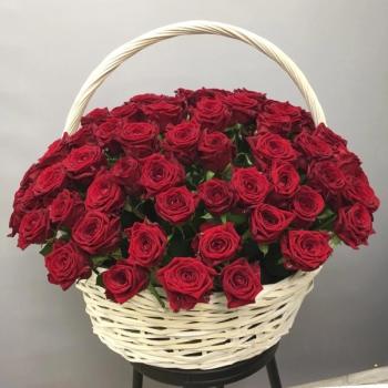 Букет Корзина с 115 розами [артикул букета  259541]